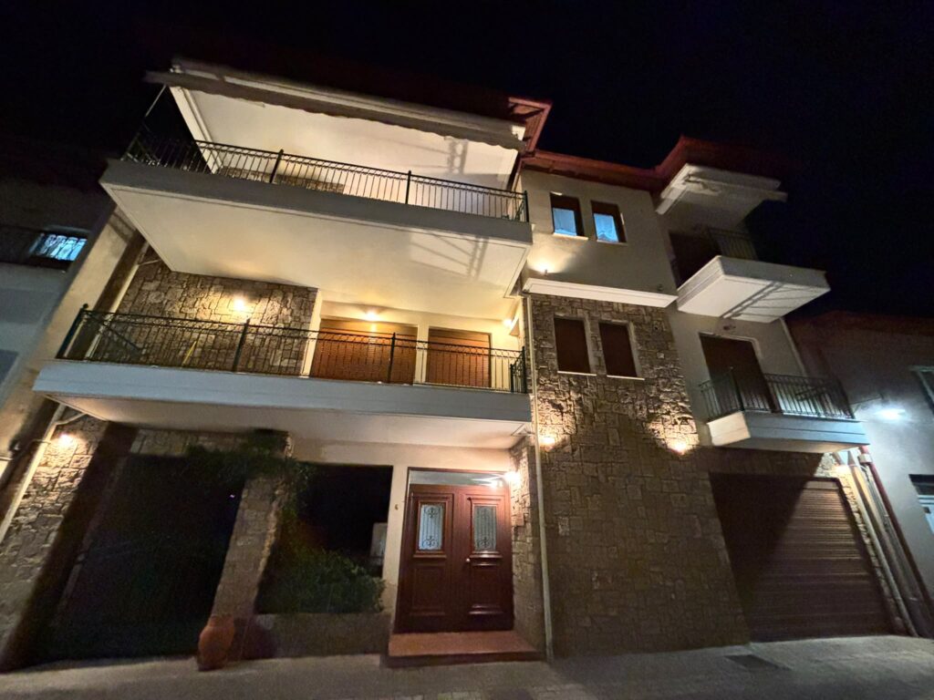 A fully equipped apartment in the heart of Naousa